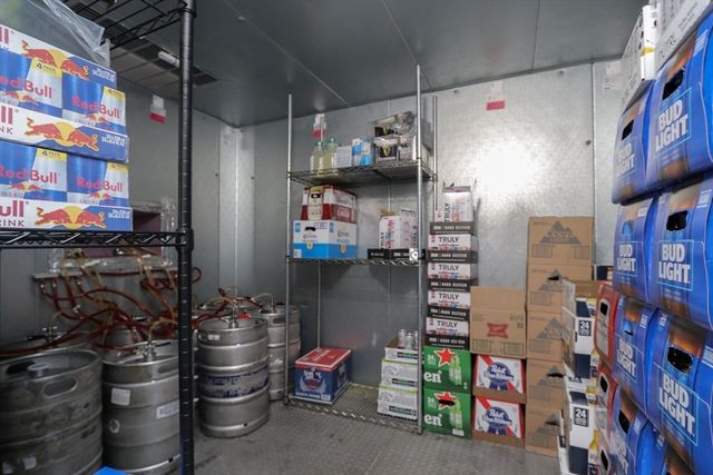 1264 Granby Rd, Chicopee, MA 01020