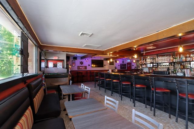 1264 Granby Rd, Chicopee, MA 01020