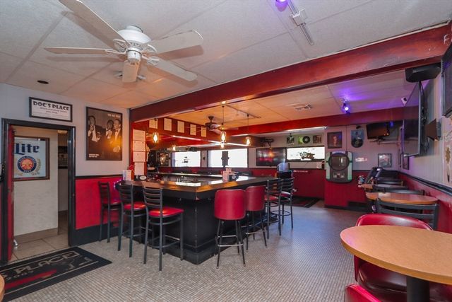 1264 Granby Rd, Chicopee, MA 01020