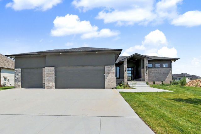 2591 N Doris Court, Wichita, KS 67205