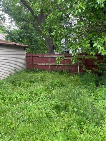7225 S Princeton Avenue, Chicago, IL 60621