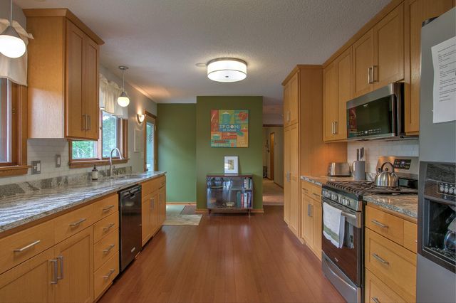 2755 Holly Street S, Cambridge, MN 55008