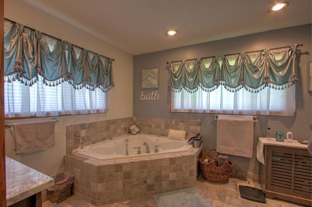 2755 Holly Street S, Cambridge, MN 55008
