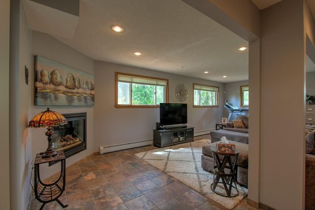 2755 Holly Street S, Cambridge, MN 55008