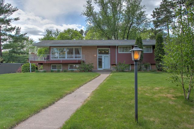2755 Holly Street S, Cambridge, MN 55008