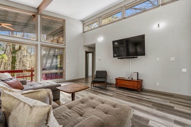 11 Ona Lane, Hot Springs Village, AR 71909