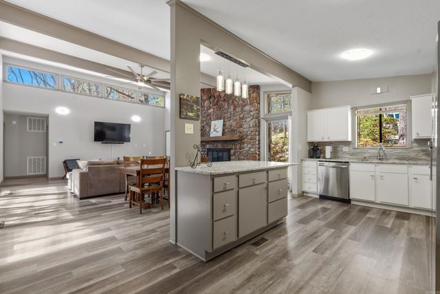 11 Ona Lane, Hot Springs Village, AR 71909