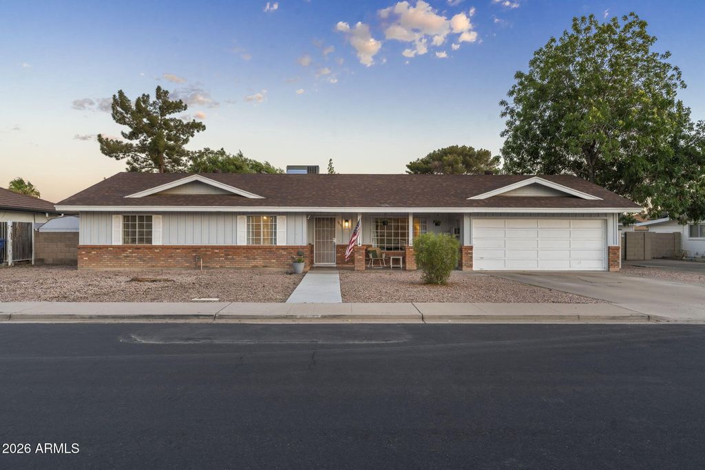 1717 E HALE Street, Mesa, AZ 85203