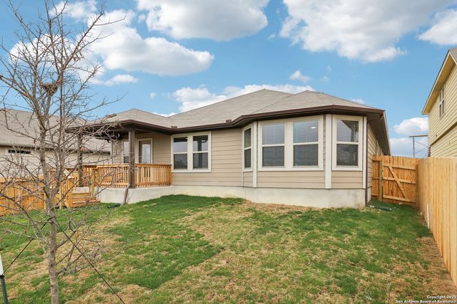 112 Shelton Pass, Cibolo, TX 78108