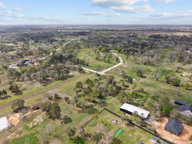 2603 Whispering Pine Drive, Alvin, TX 77511