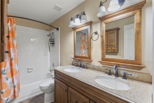 3813 Oak Leaf Lane, Bedford, TX 76021