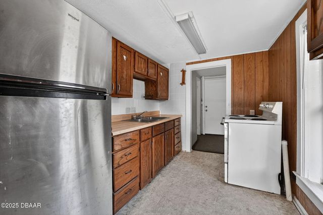 146 Kingston Avenue, Daytona Beach, FL 32114