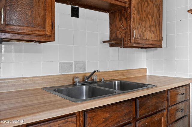 146 Kingston Avenue, Daytona Beach, FL 32114