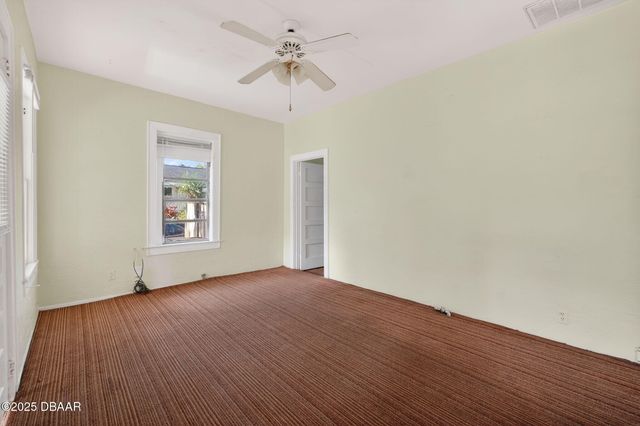 146 Kingston Avenue, Daytona Beach, FL 32114