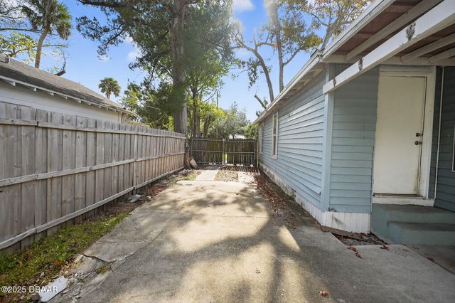 146 Kingston Avenue, Daytona Beach, FL 32114