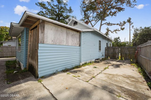 146 Kingston Avenue, Daytona Beach, FL 32114