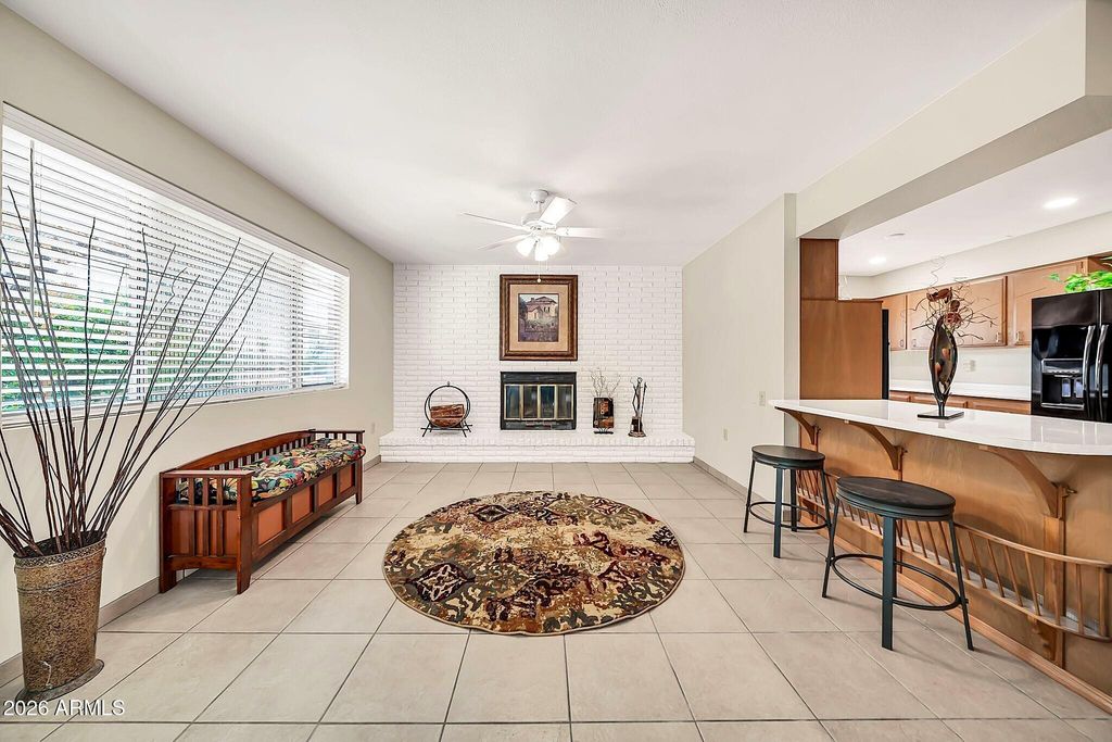 11045 W SALEM Drive, Sun City, AZ 85351 — photo 4