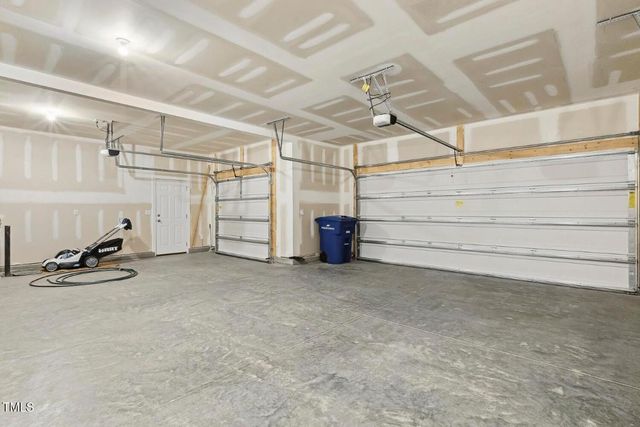 605 Hampton Crest Court, Fuquay Varina, NC 27526