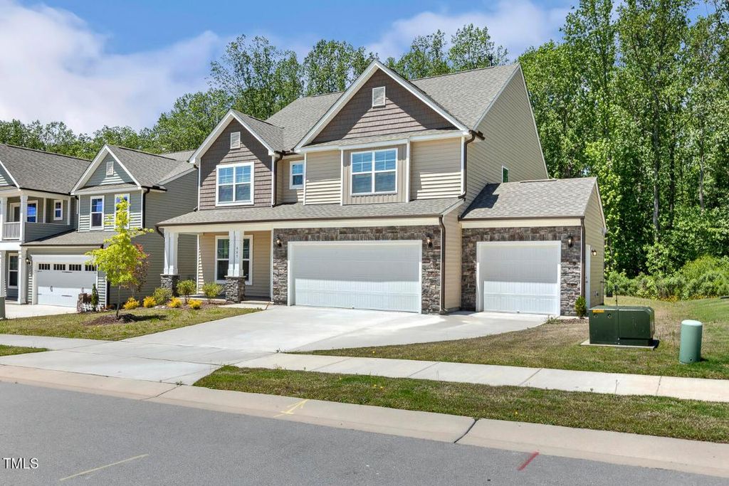 605 Hampton Crest Court, Fuquay Varina, NC 27526