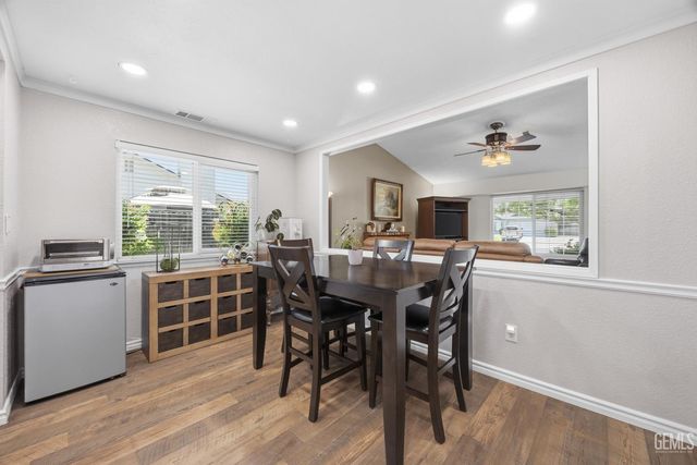 3716 Piedmont Avenue, Bakersfield, CA 93312