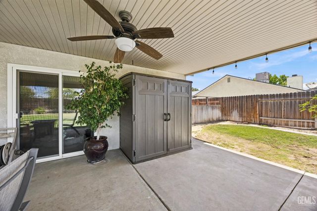 3716 Piedmont Avenue, Bakersfield, CA 93312