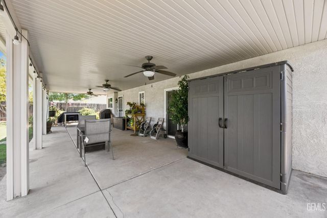 3716 Piedmont Avenue, Bakersfield, CA 93312