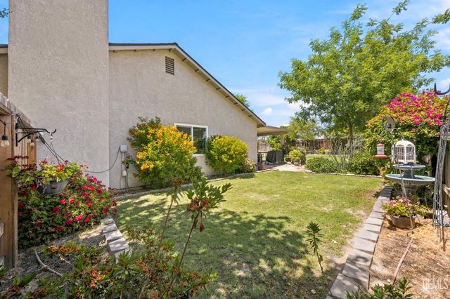 3716 Piedmont Avenue, Bakersfield, CA 93312