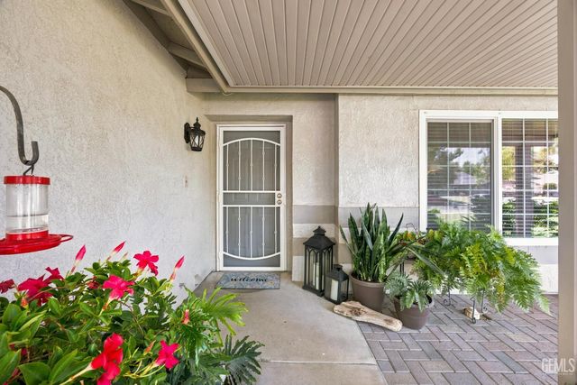 3716 Piedmont Avenue, Bakersfield, CA 93312