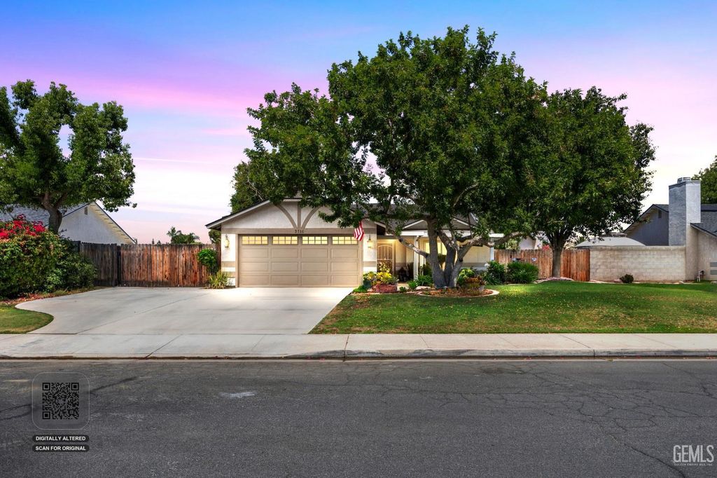 3716 Piedmont Avenue, Bakersfield, CA 93312