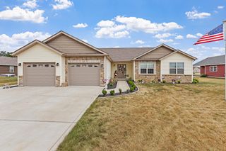 155 S Meadow Lane, Wheatfield, IN 46392