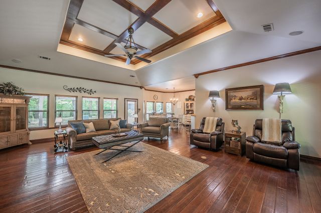 10248 N Poetry Lane, Poetry, TX 75160
