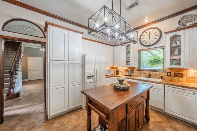 10248 N Poetry Lane, Poetry, TX 75160