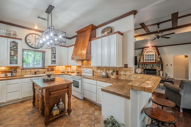 10248 N Poetry Lane, Poetry, TX 75160