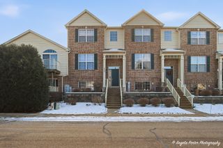 5309 COBBLERS Crossing, Mchenry, IL 60050