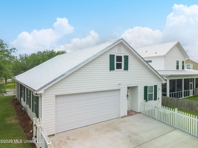 400 John Baptiste Street, Bay Saint Louis, MS 39520