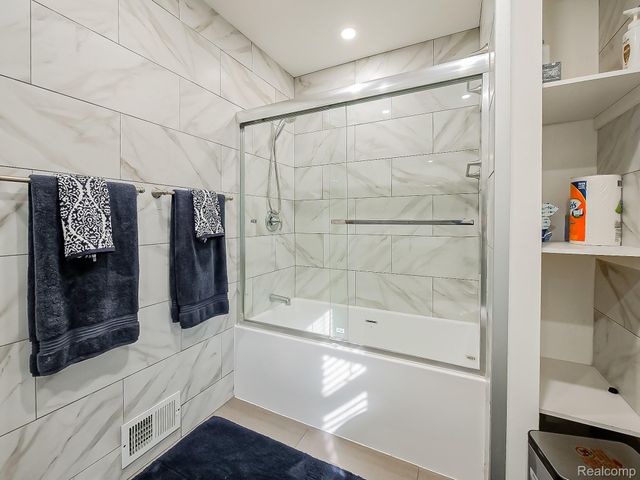 13912 Woodmont Avenue, Detroit, MI 48227