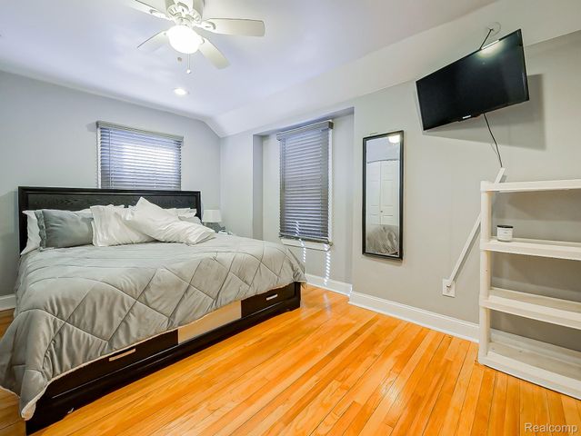 13912 Woodmont Avenue, Detroit, MI 48227