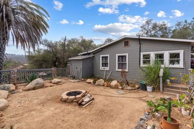 9704 Del Dios Highway, Escondido, CA 92029