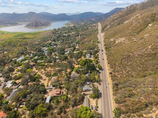 9704 Del Dios Highway, Escondido, CA 92029