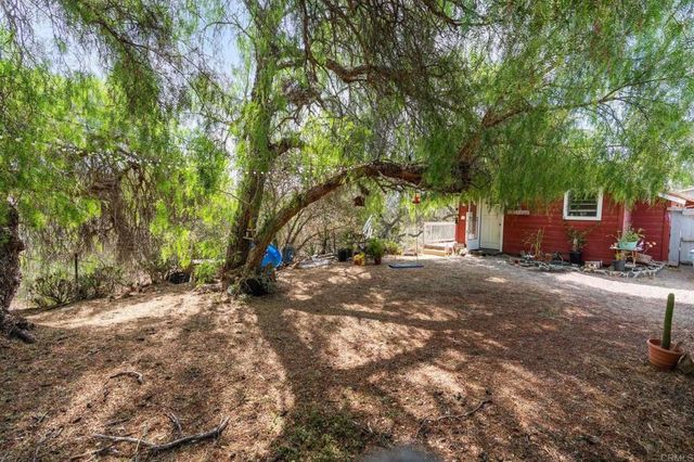9704 Del Dios Highway, Escondido, CA 92029