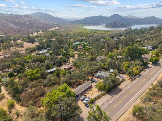 9704 Del Dios Highway, Escondido, CA 92029