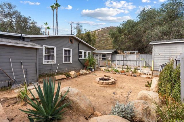 9704 Del Dios Highway, Escondido, CA 92029