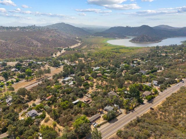 9704 Del Dios Highway, Escondido, CA 92029
