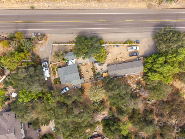 9704 Del Dios Highway, Escondido, CA 92029