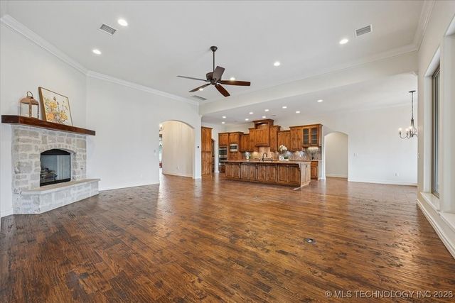 3833 S Victor Avenue, Tulsa, OK 74105