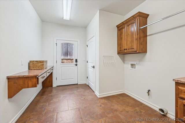 3833 S Victor Avenue, Tulsa, OK 74105