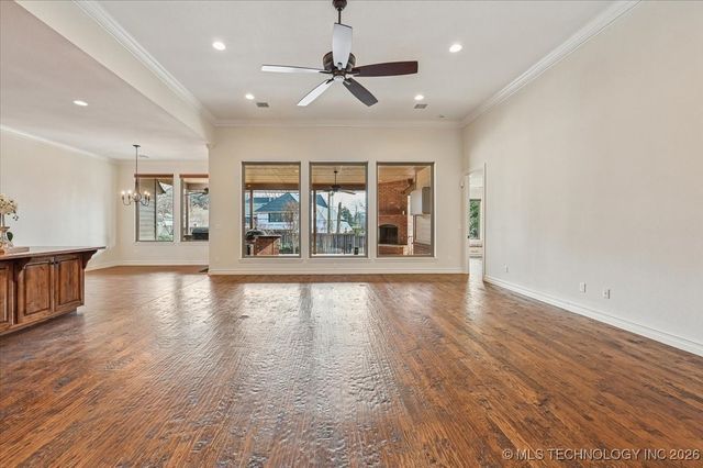 3833 S Victor Avenue, Tulsa, OK 74105