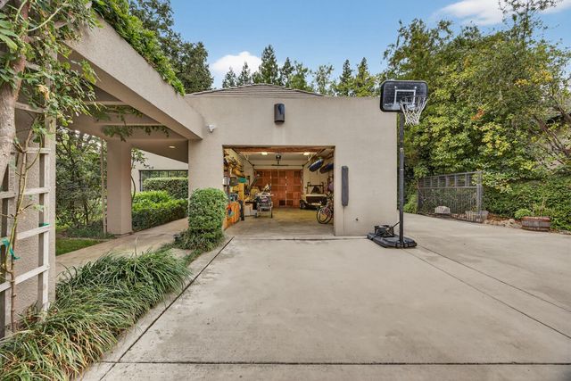 4257 Winding Woods Way, Fair Oaks, CA 95628