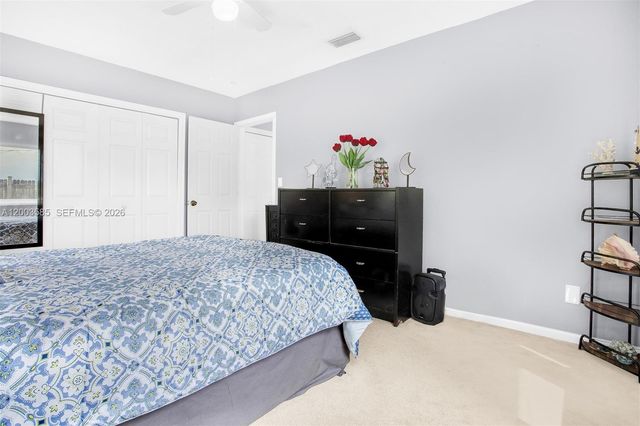 7481 NW 11th Pl, Plantation, FL 33313