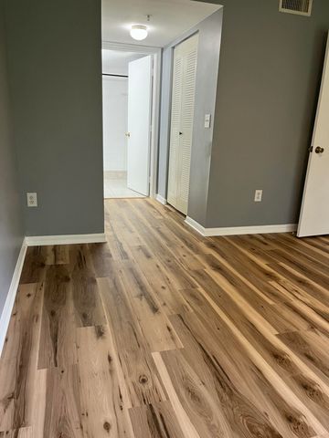 1000 Crestwood Court S 1009, Royal Palm Beach, FL 33411